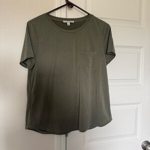 Green Envelope Olive Green Short Sleeve Pocket Tee